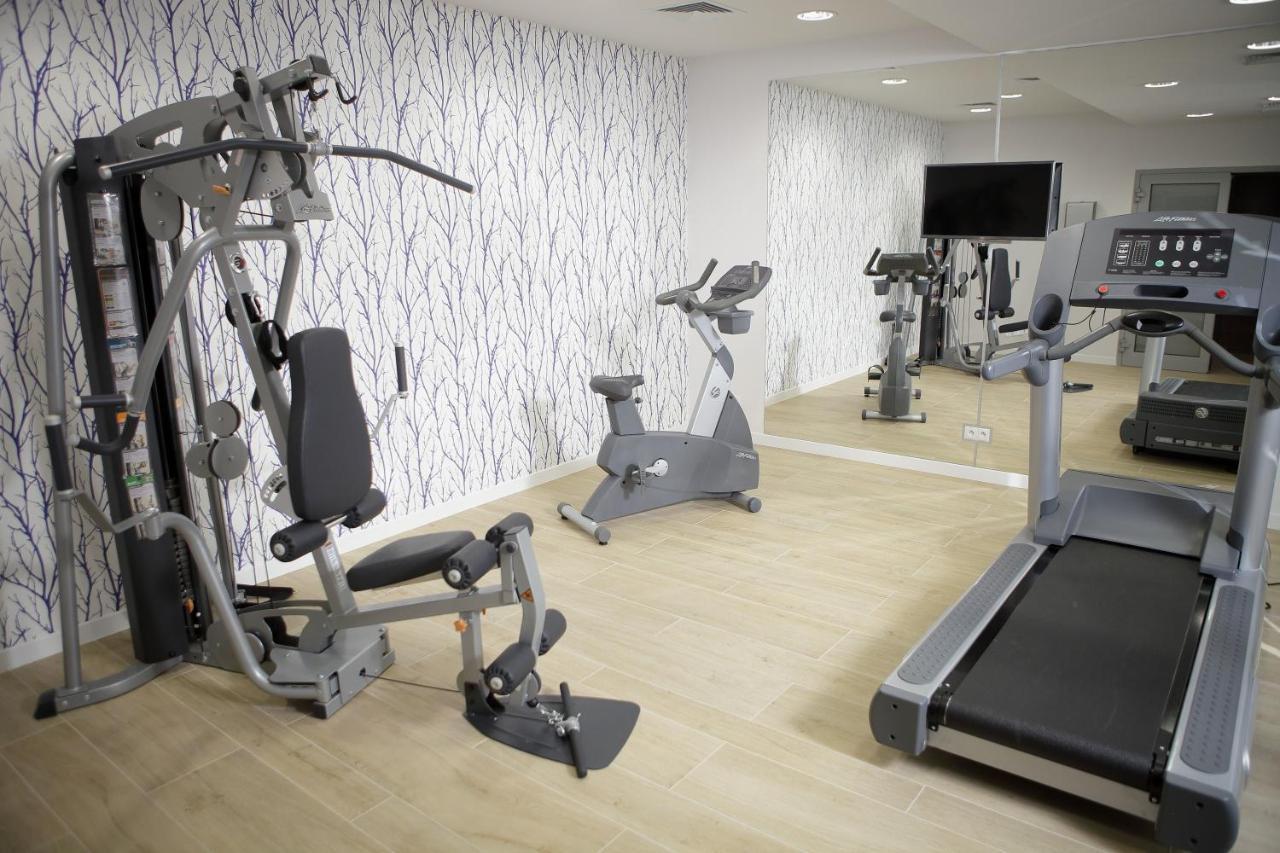 Hotel Arkadia Jelcz-Laskowice Room photo